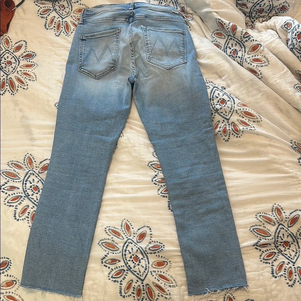 Mother Mid Rise Dazzler Ankle Fray skinny Jean
